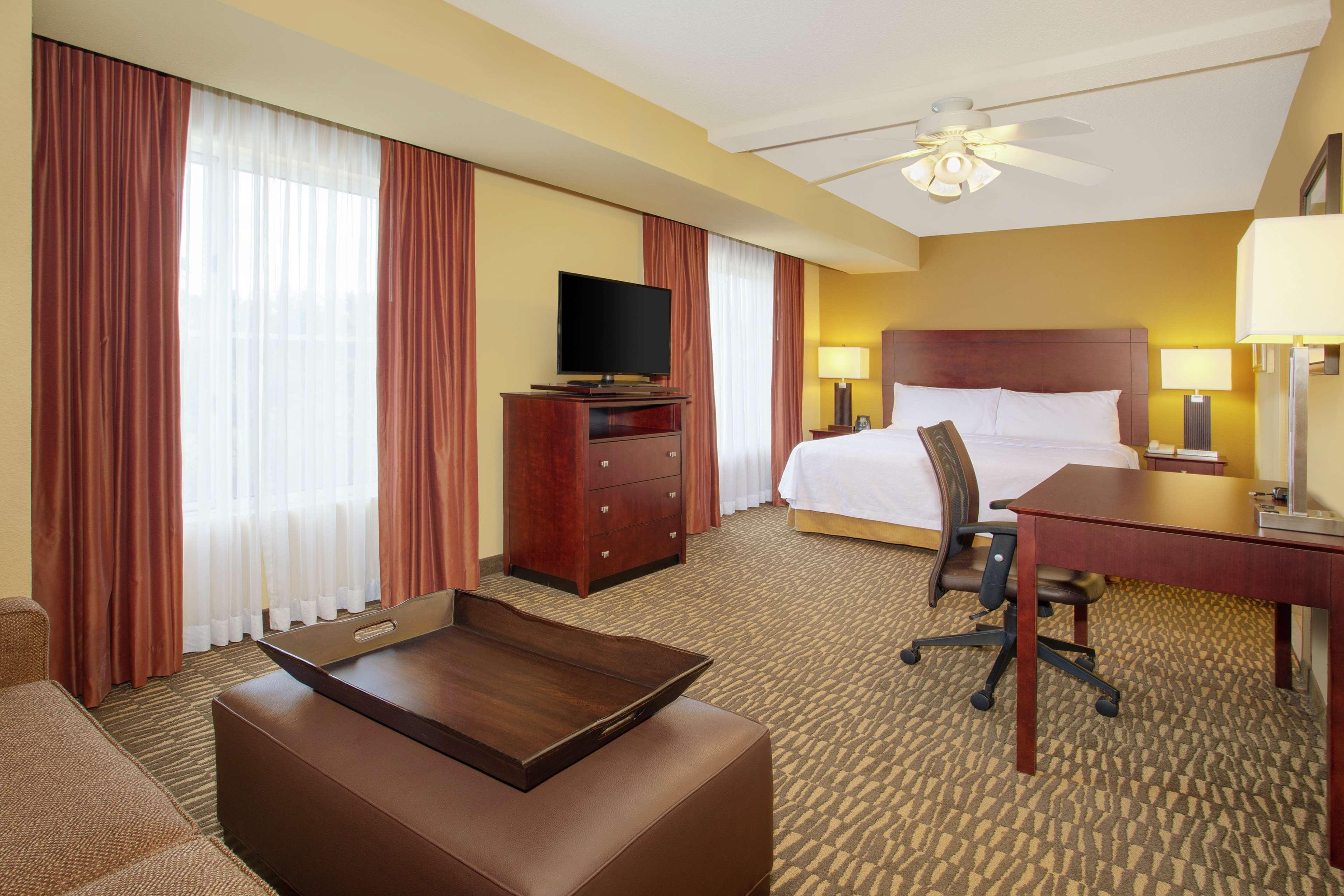 Homewood Suites By Hilton Tampa-Brandon Bagian luar foto
