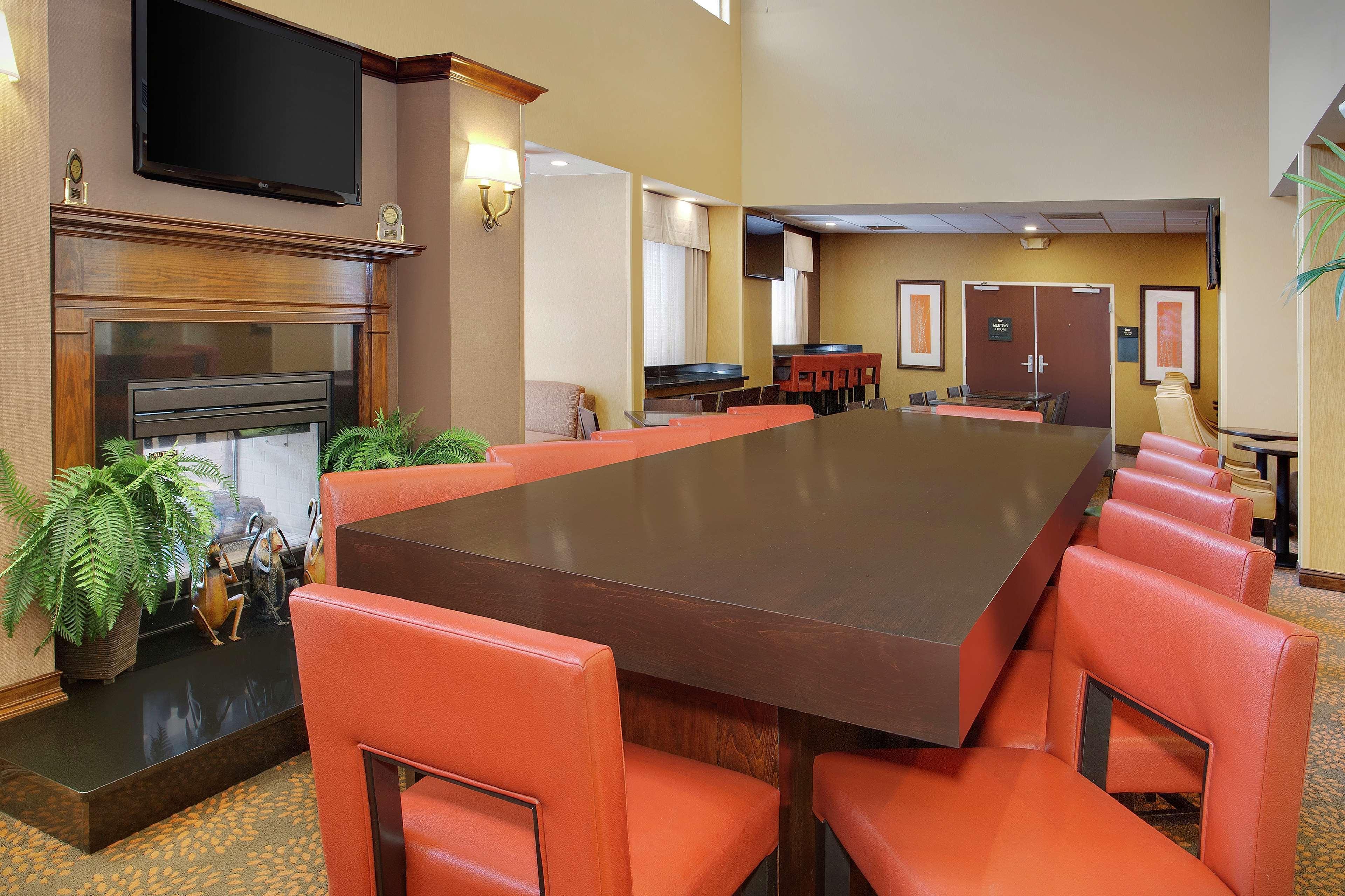 Homewood Suites By Hilton Tampa-Brandon Bagian luar foto