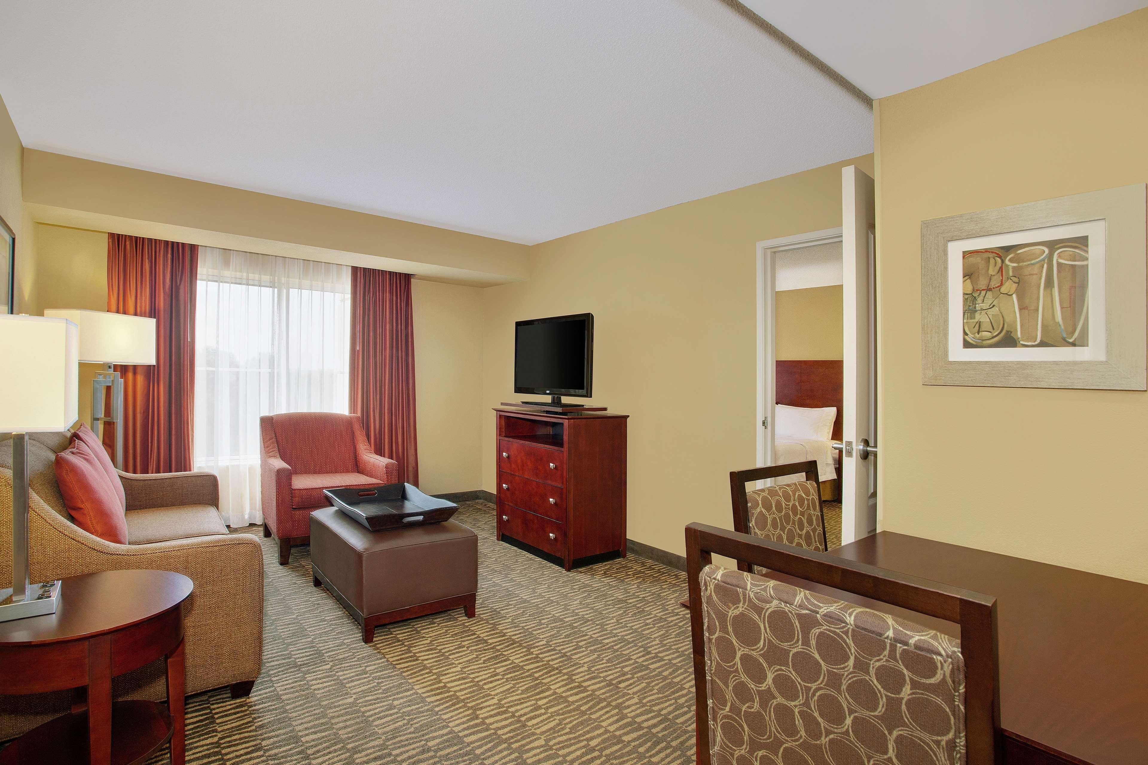 Homewood Suites By Hilton Tampa-Brandon Bagian luar foto